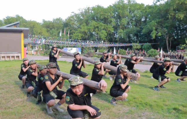 军事夏令营训练机构