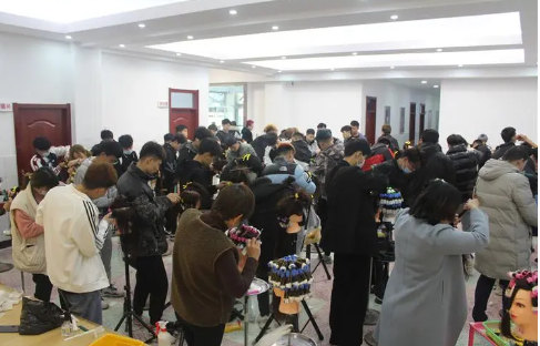 美发技术好学吗