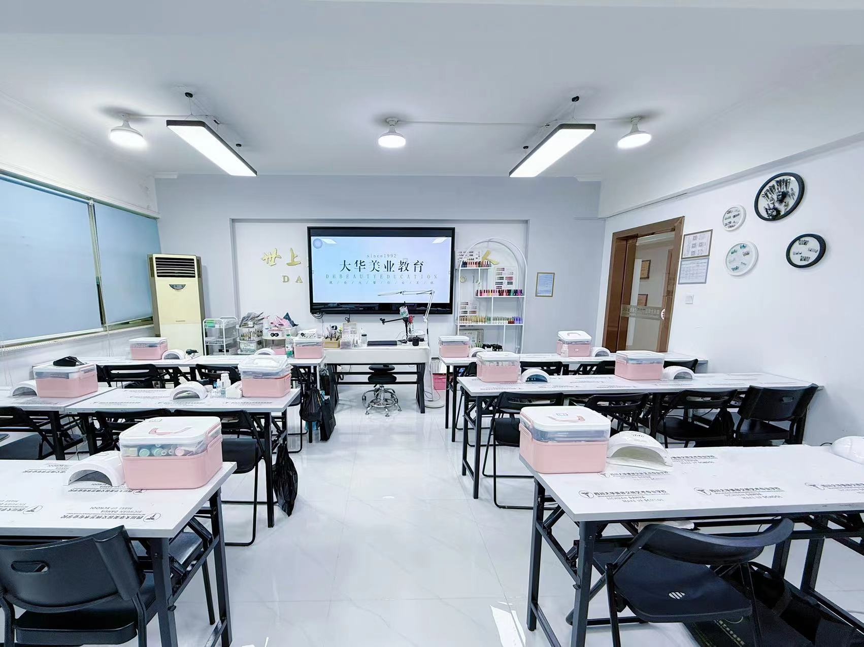 四川口碑化妆培训学校 四川口碑化妆培训学校