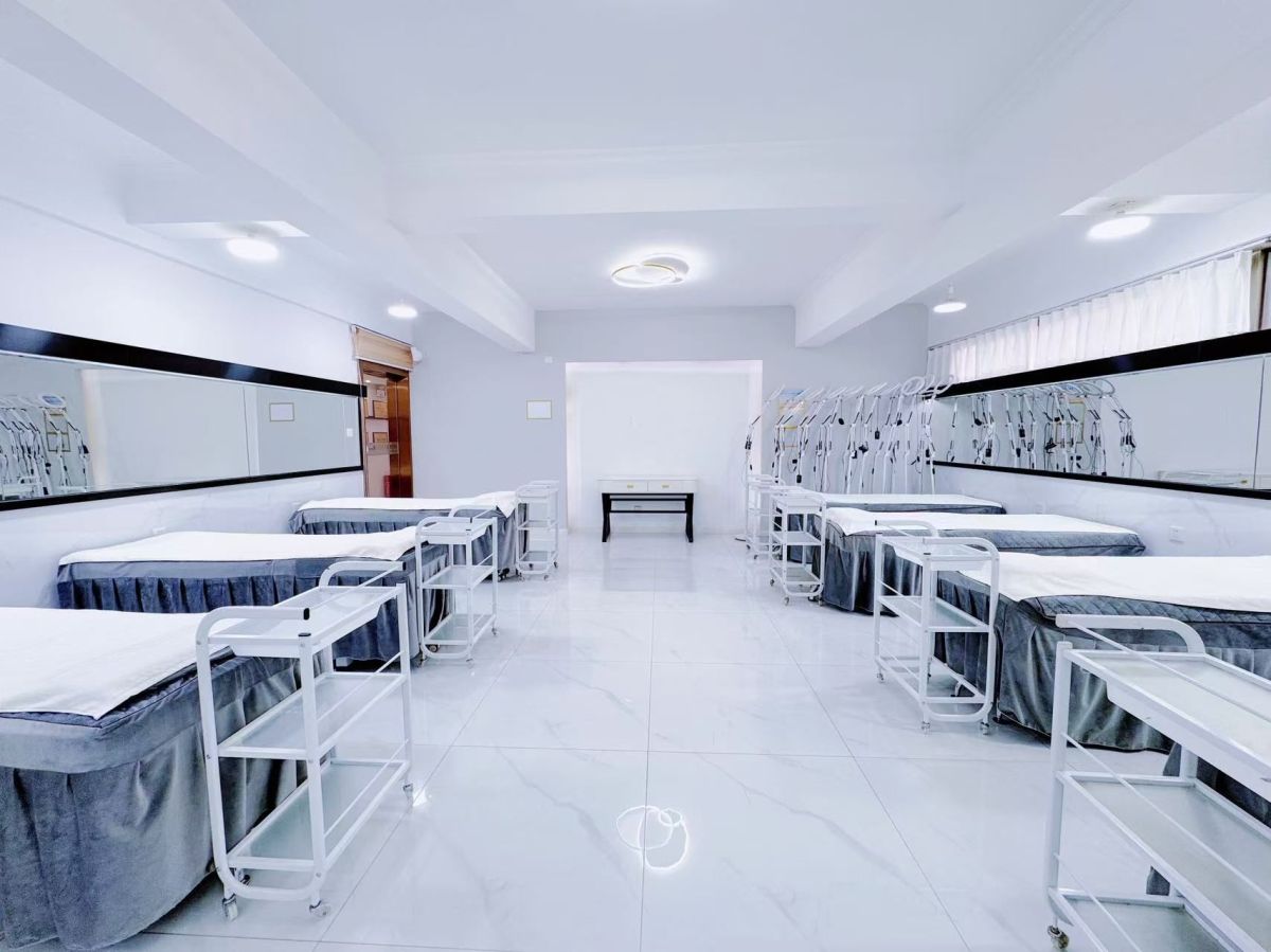 正规的半永久眉眼唇培训学员评价